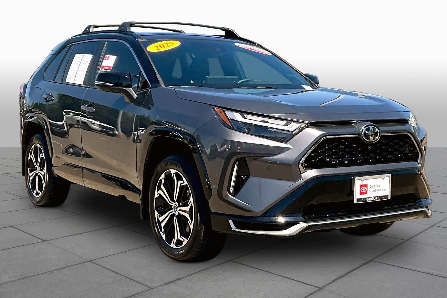 Certified 2025 Toyota RAV4 XSE AWD/4WD image 2