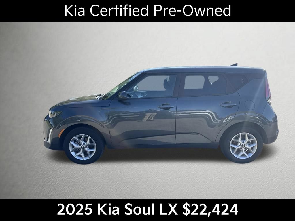 Certified 2025 Kia Soul LX w/ LX Technology Package FWD image 7