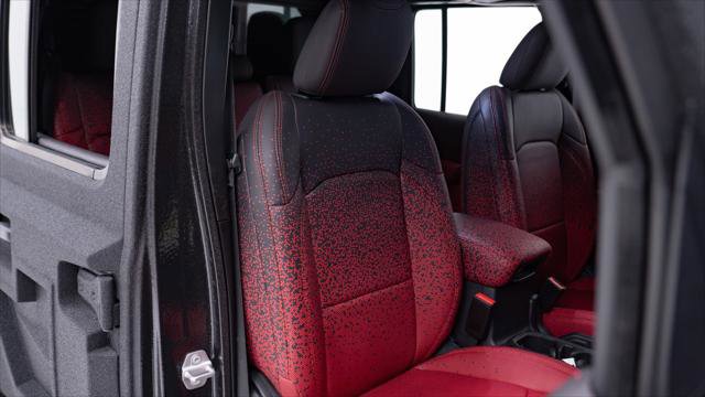 Used 2025 Jeep Gladiator Sport image 20