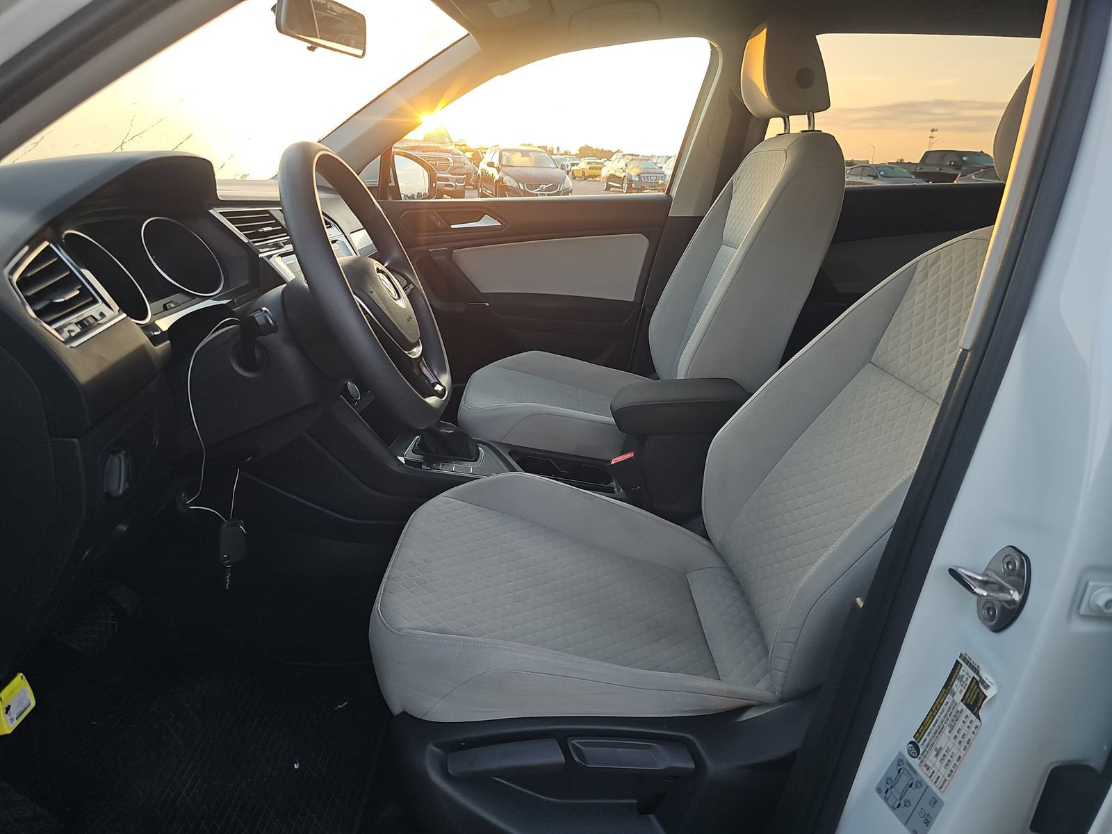 Used 2020 Volkswagen Tiguan S FWD image 7