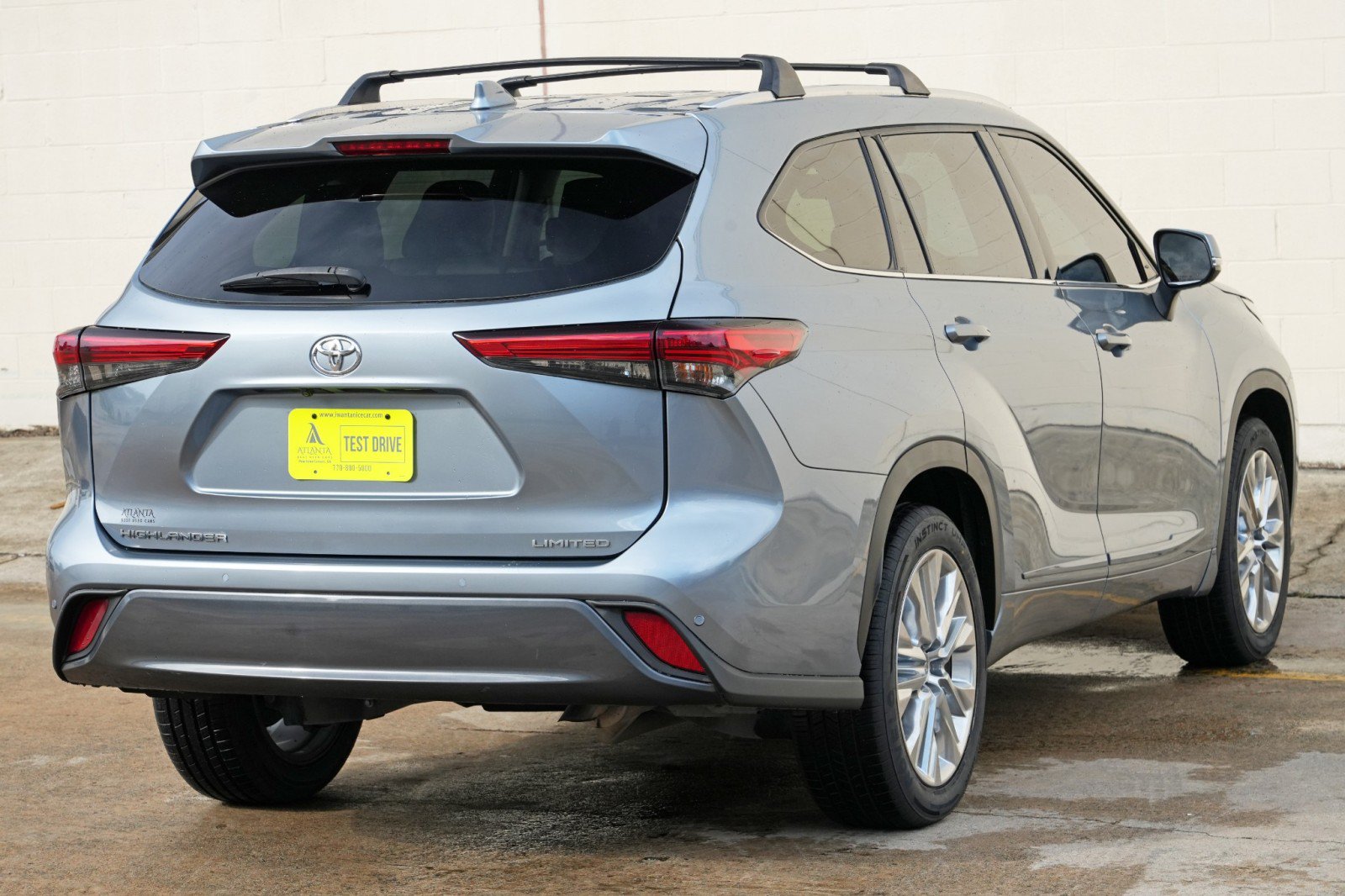 Used 2020 Toyota Highlander Limited FWD image 53