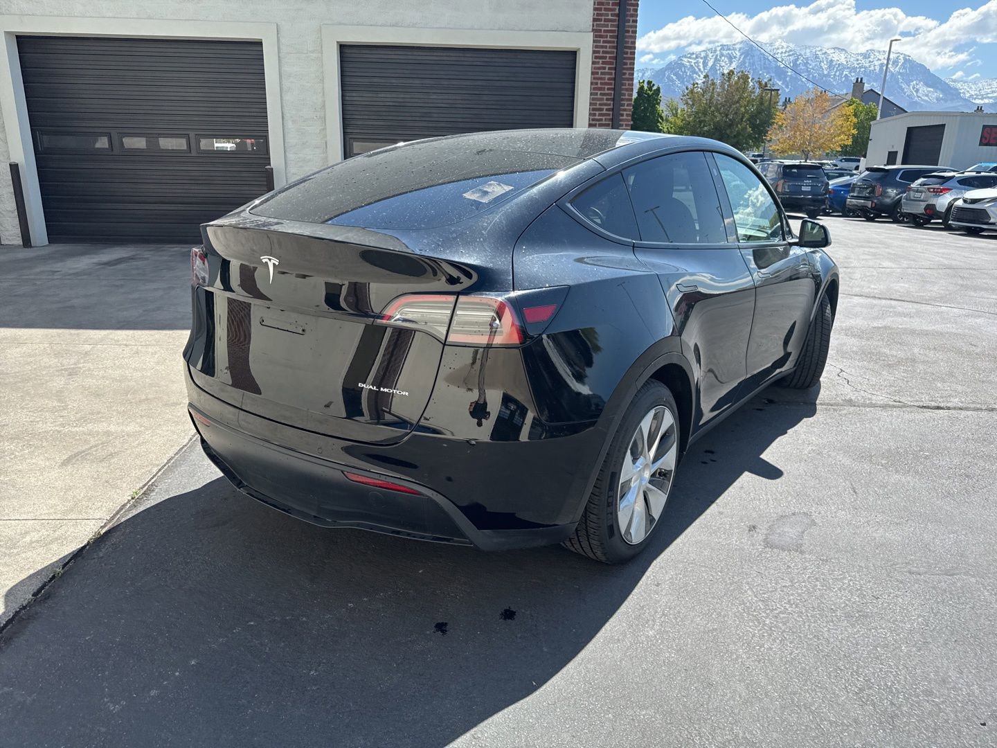 Used 2022 Tesla Model Y Long Range AWD/4WD image 7