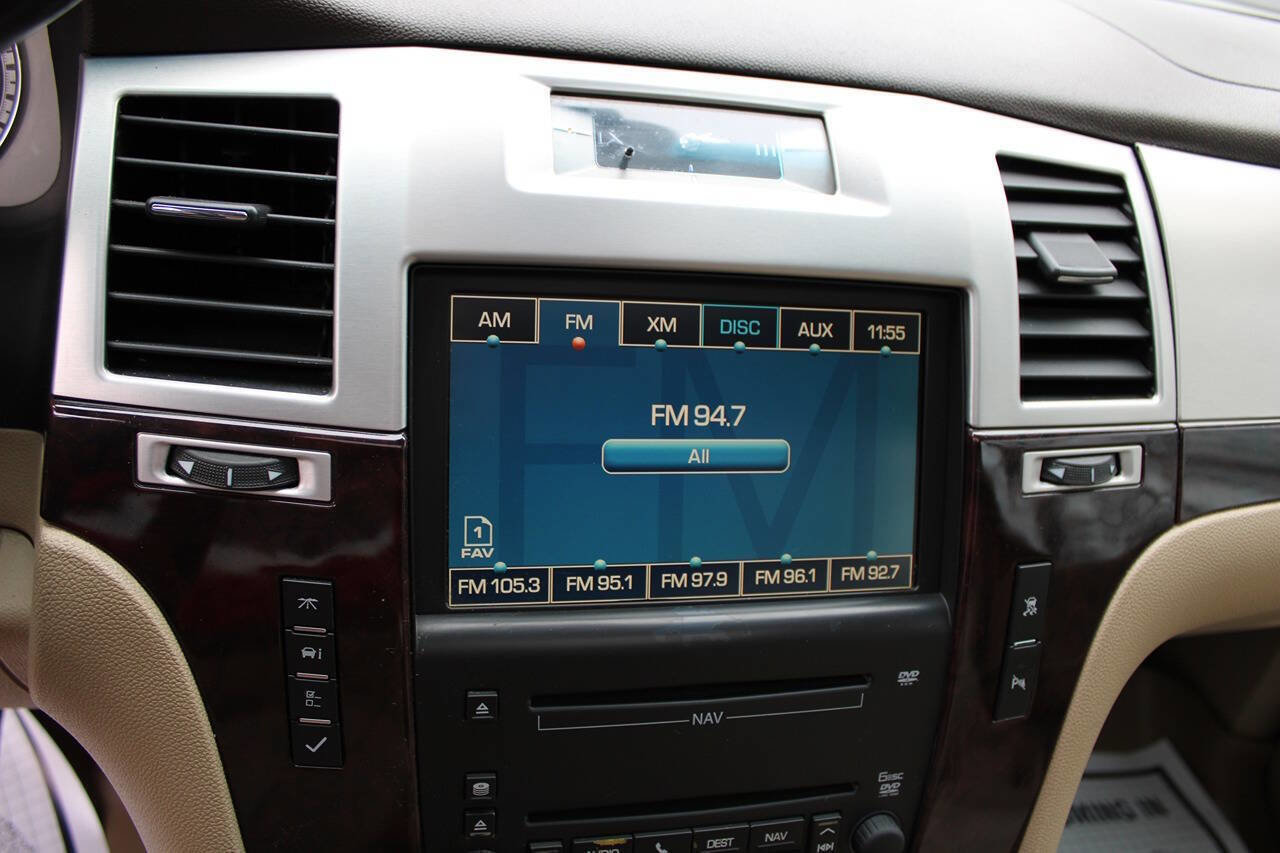 Used 2009 Cadillac Escalade AWD image 21