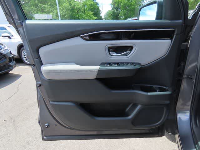 Certified 2023 Honda Pilot LX image 17