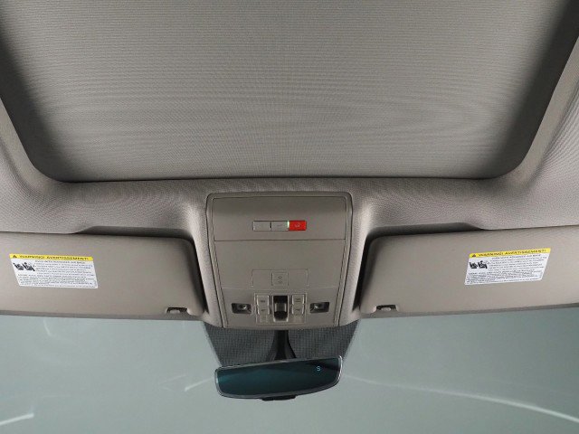 Used 2021 Volkswagen Atlas SE w/ Technology Package w/ Panoramic Sunroof Package image 47