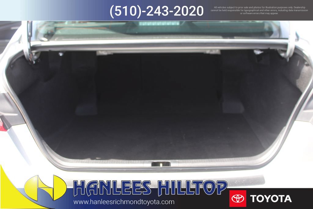 Used 2025 Toyota Camry LE FWD image 10
