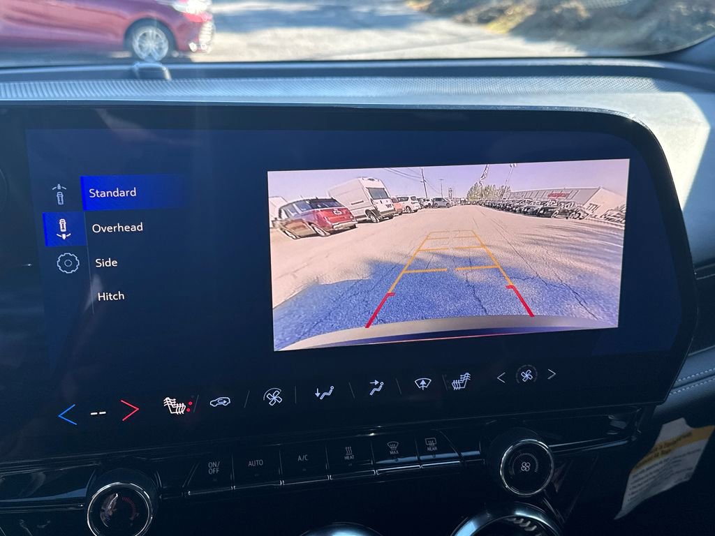 Used 2024 Chevrolet Blazer EV LT image 21