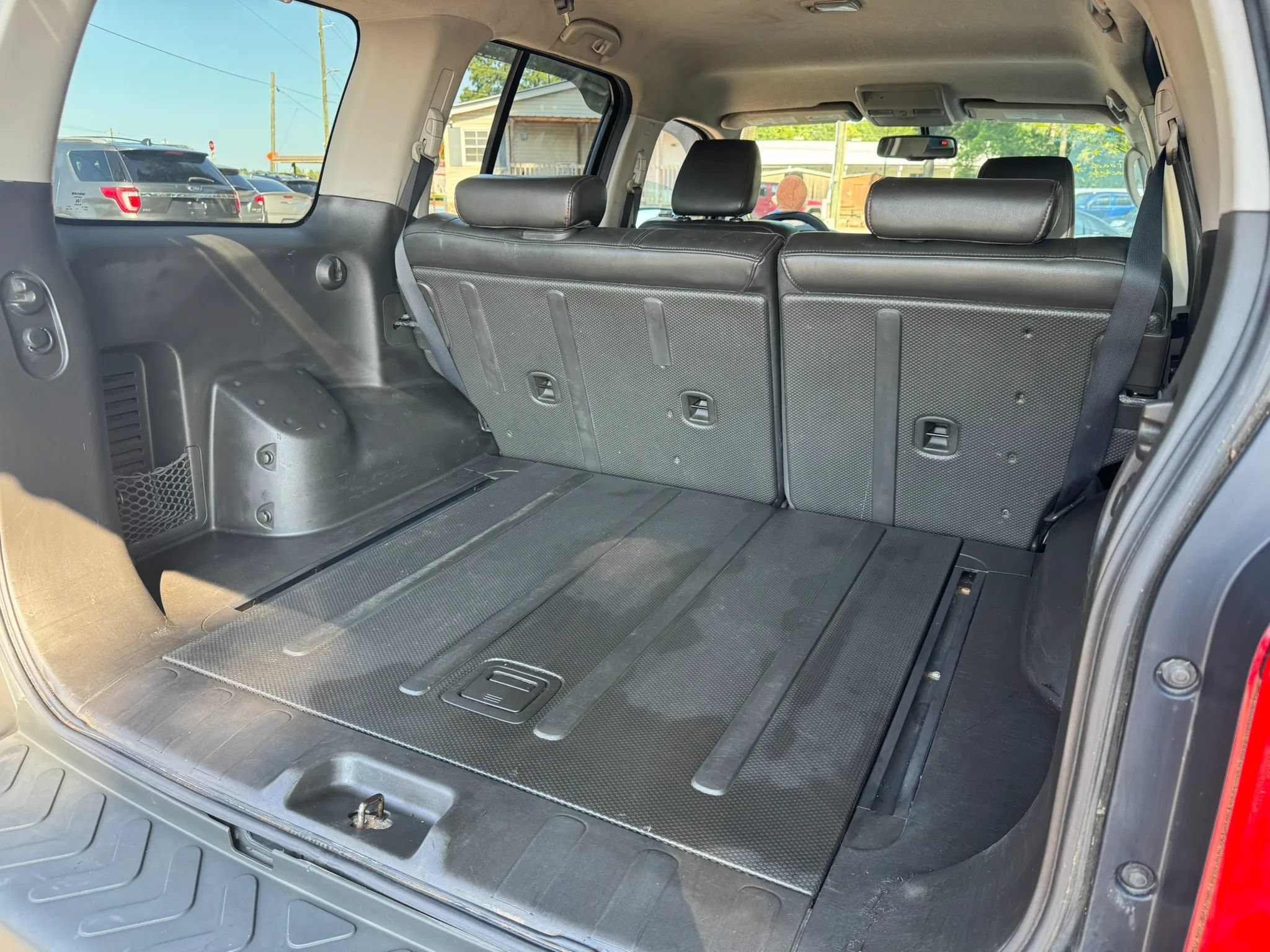 Used 2011 Nissan Xterra PRO-4X w/ Pro-4x Leather Pkg AWD/4WD image 6