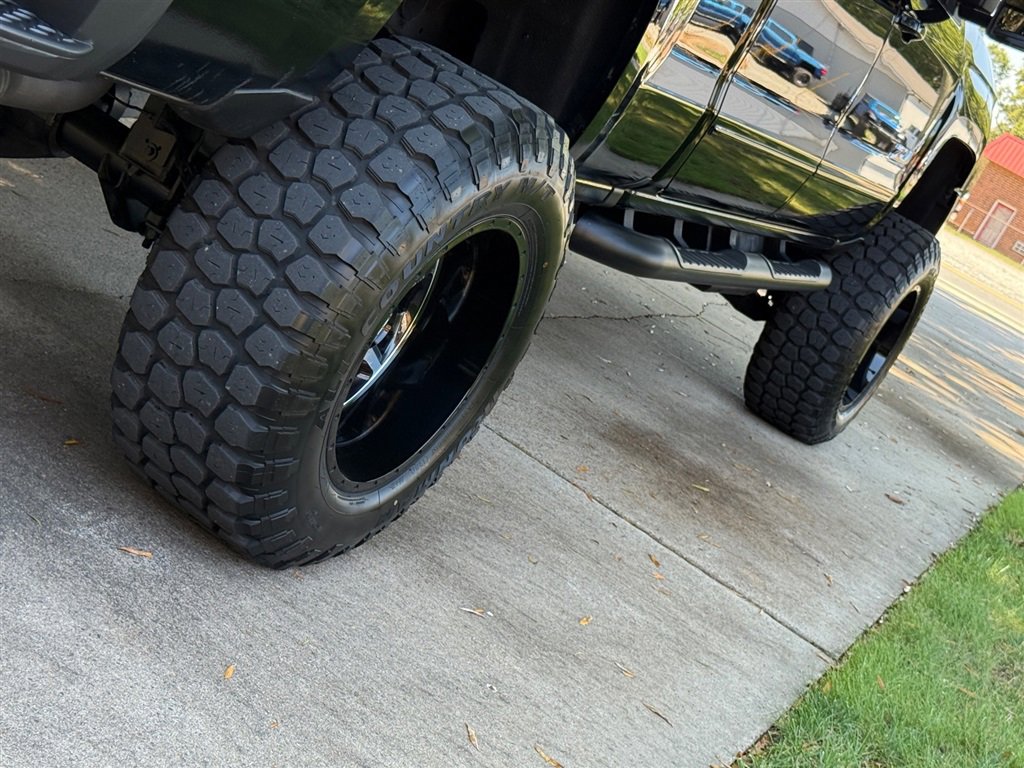 Used 2017 Chevrolet Silverado 2500 LTZ image 43