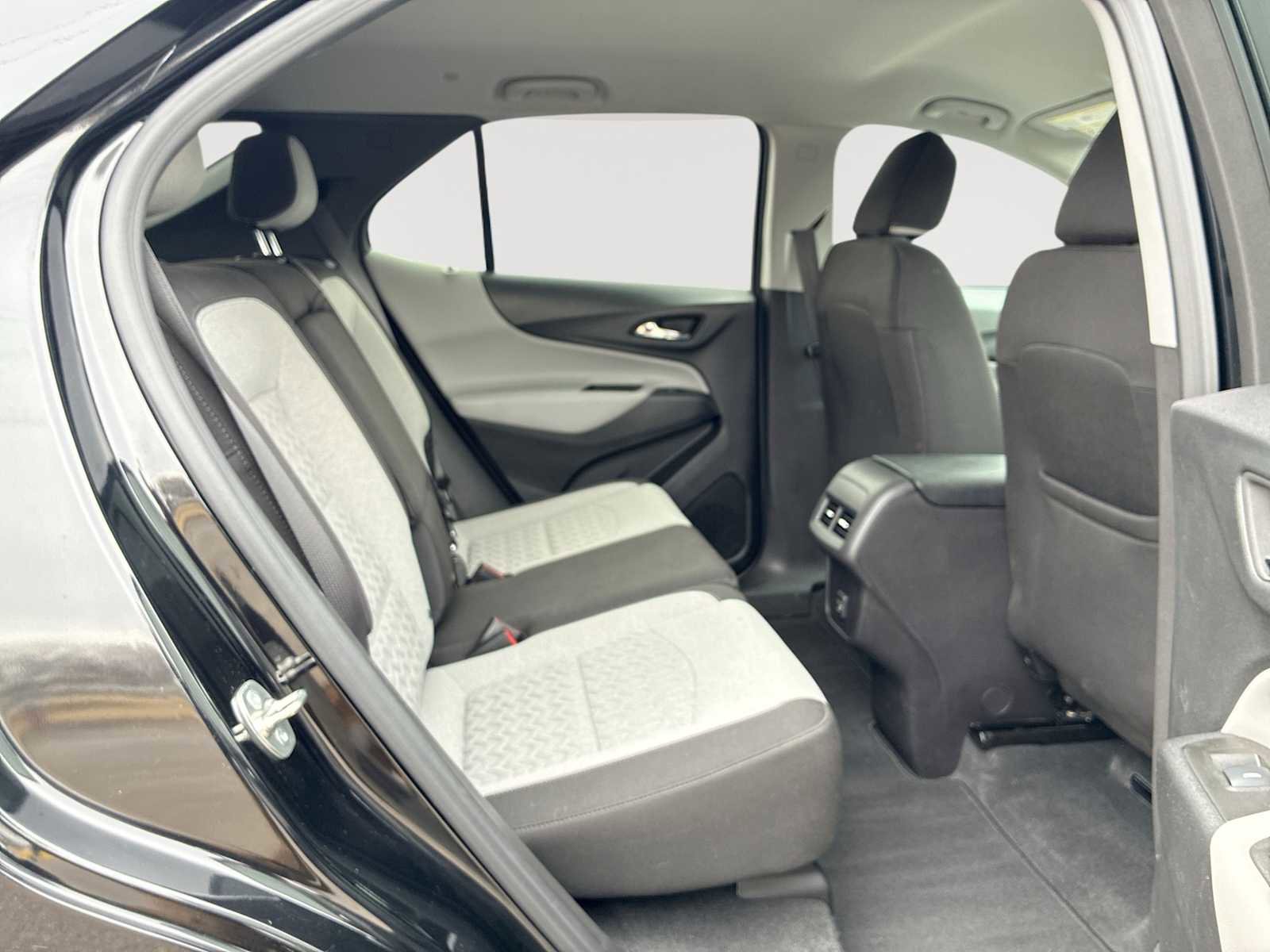 Used 2024 Chevrolet Equinox LS w/ LS Convenience Package image 26