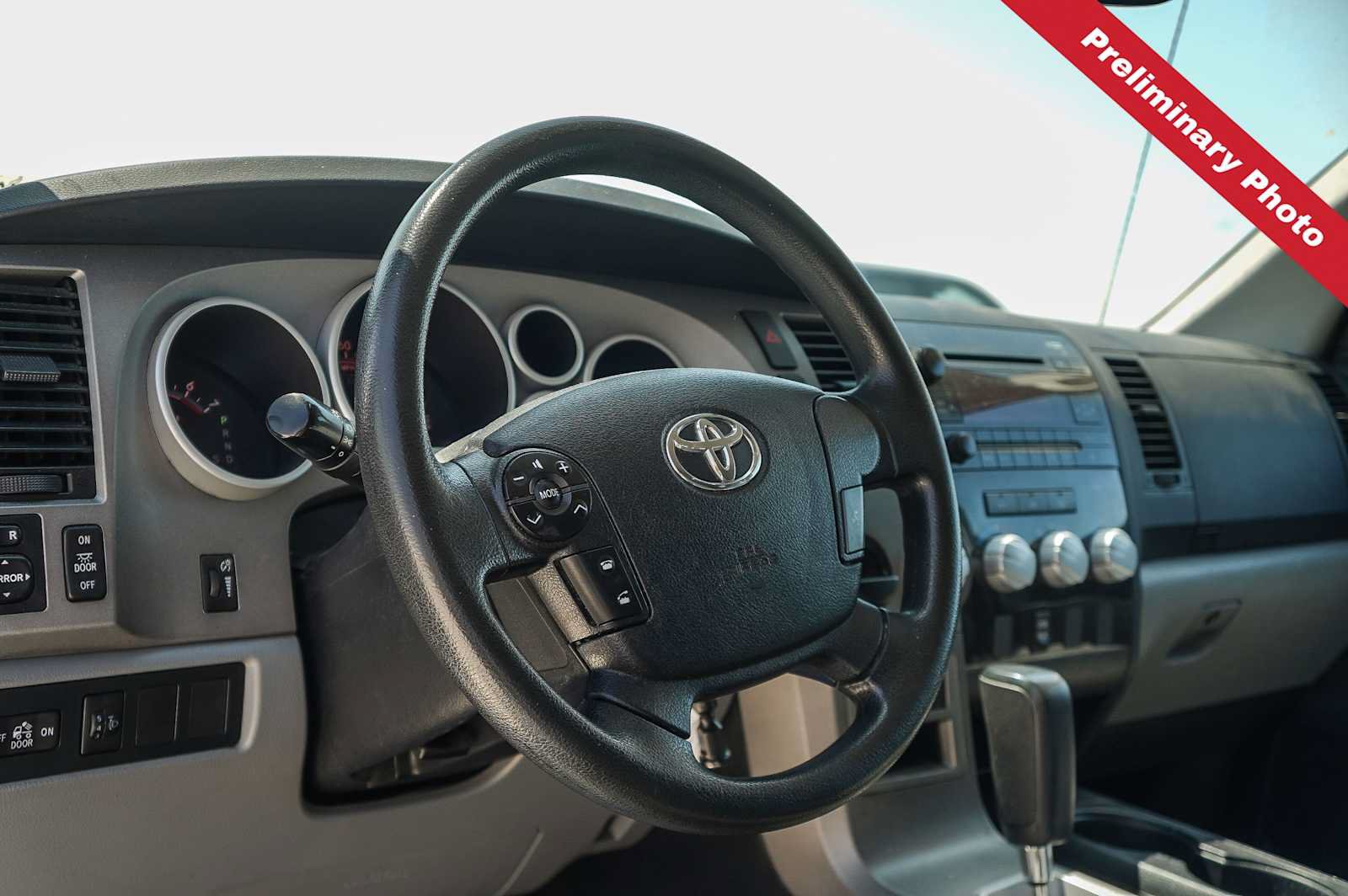 Used 2012 Toyota Tundra 2WD CrewMax w/ Tow Pkg image 15