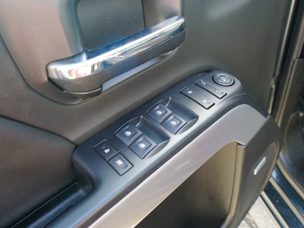 Used 2019 Chevrolet Silverado 2500 LT w/ LT Convenience Package image 17