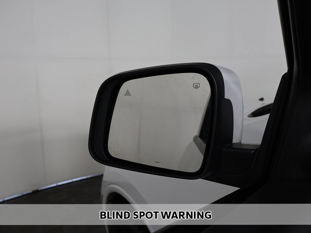 Used 2022 Dodge Durango GT image 3