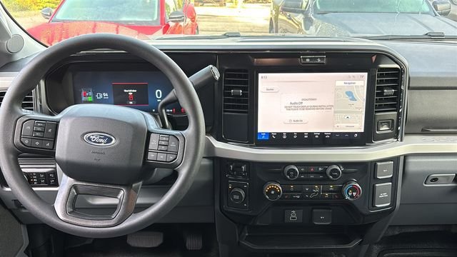 New 2026 Ford F350 XLT w/ XLT Premium Package AWD/4WD image 7