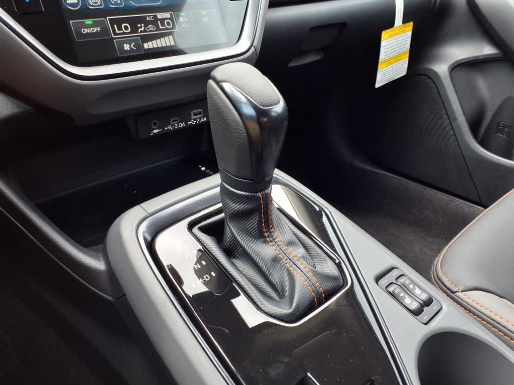 New 2025 Subaru Crosstrek 2.5i Limited w/ Popular Package #3A image 5