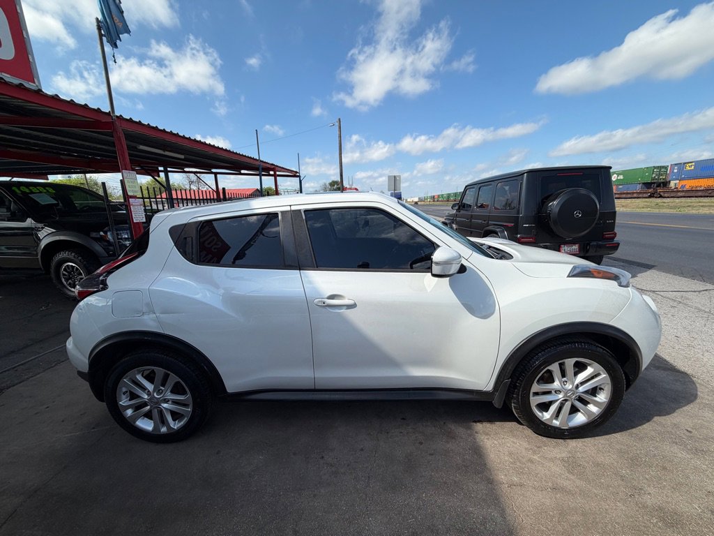 Used 2016 Nissan Juke SV FWD image 37
