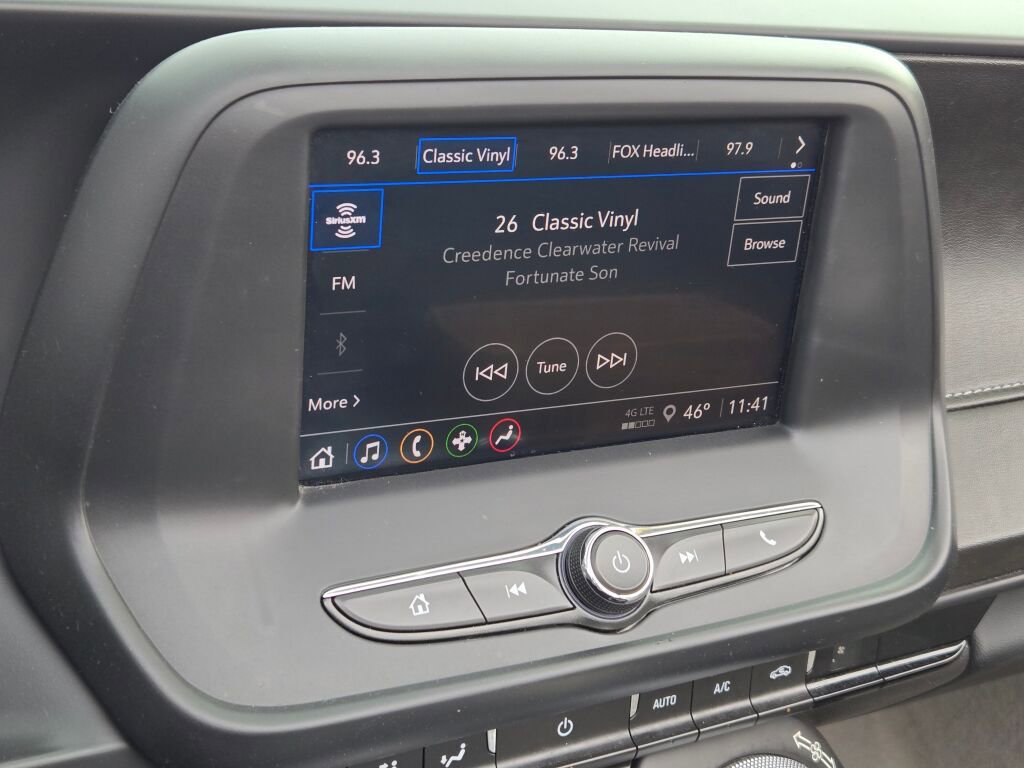 Used 2023 Chevrolet Camaro LT RWD image 18