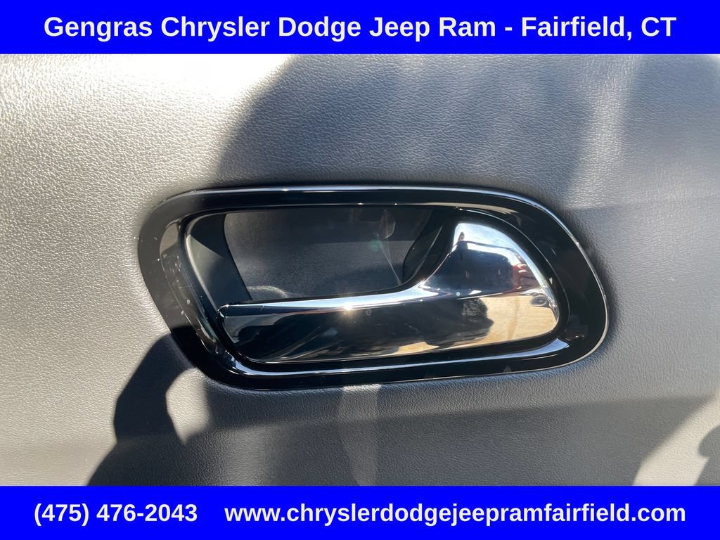 Used 2025 Dodge Durango SRT Hellcat AWD/4WD image 24