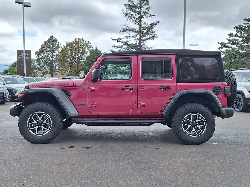 Used 2024 Jeep Wrangler Unlimited Rubicon w/ Convenience Group AWD/4WD image 6