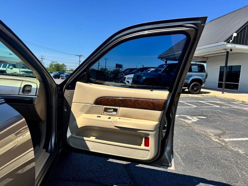 Used 2006 Mercury Grand Marquis GS RWD image 44