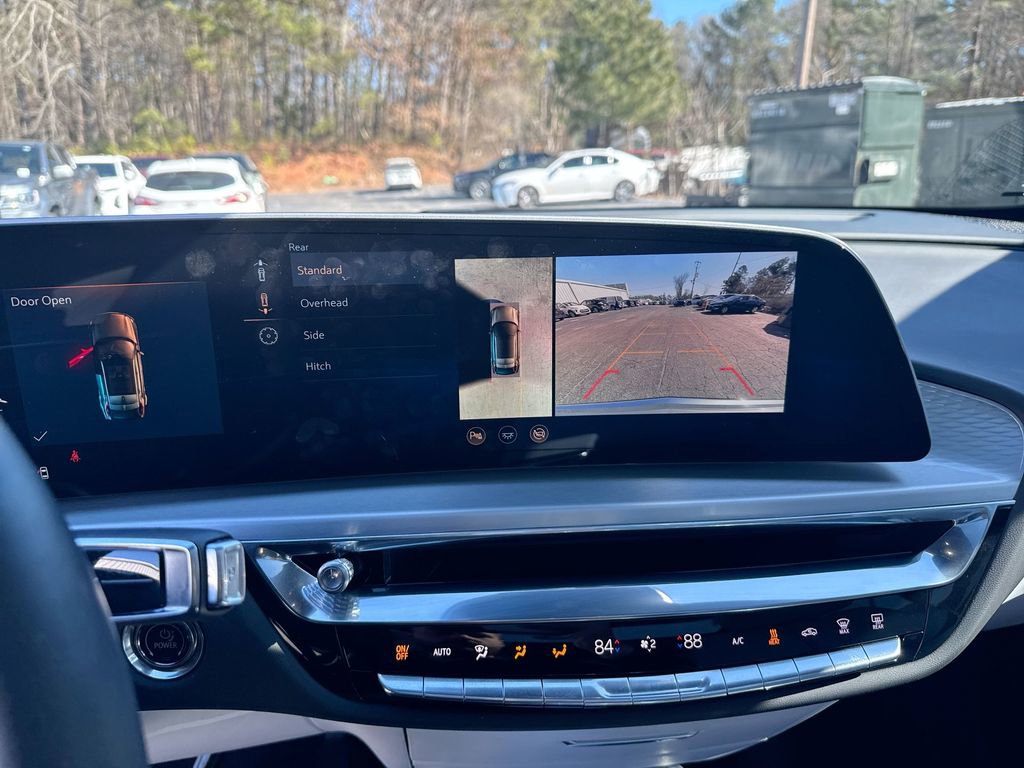 Used 2025 Cadillac Lyriq Luxury w/ LPO, Floor Liner Package image 28