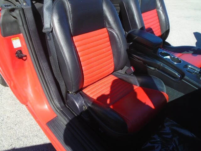 Used 2003 Ford Thunderbird RWD image 13