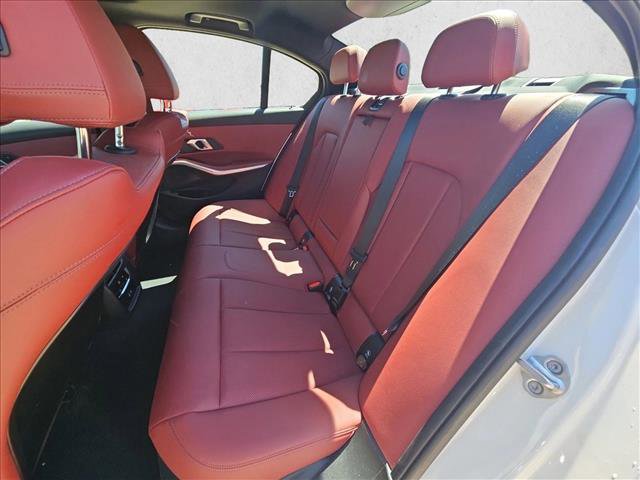 Used 2025 BMW 330i xDrive Sedan image 18