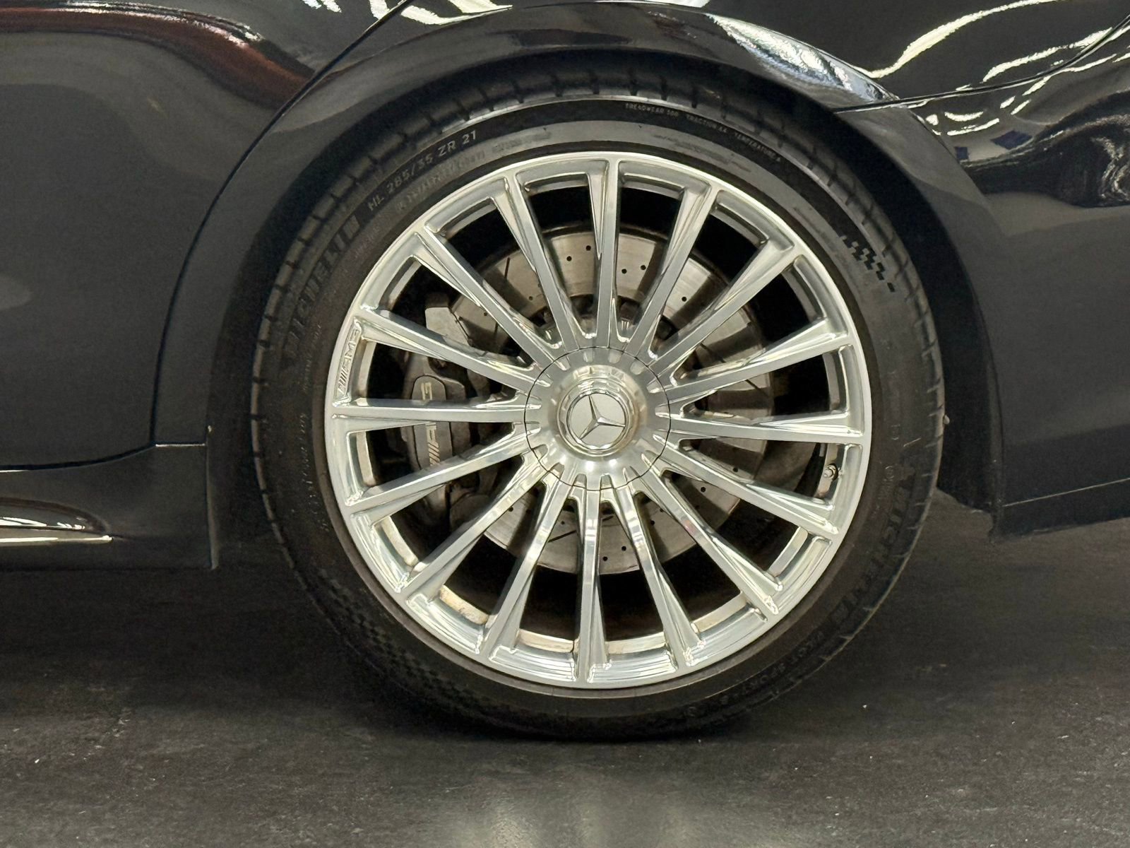 Used 2025 Mercedes-Benz S 63 AMG S image 16