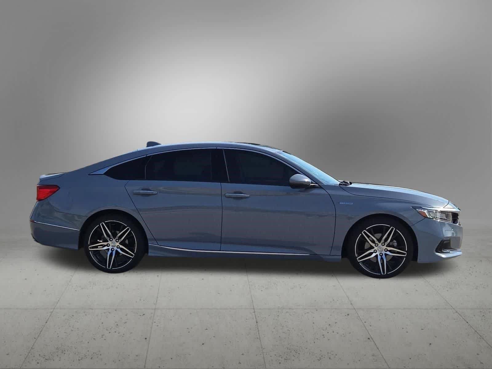 Used 2021 Honda Accord Touring image 7