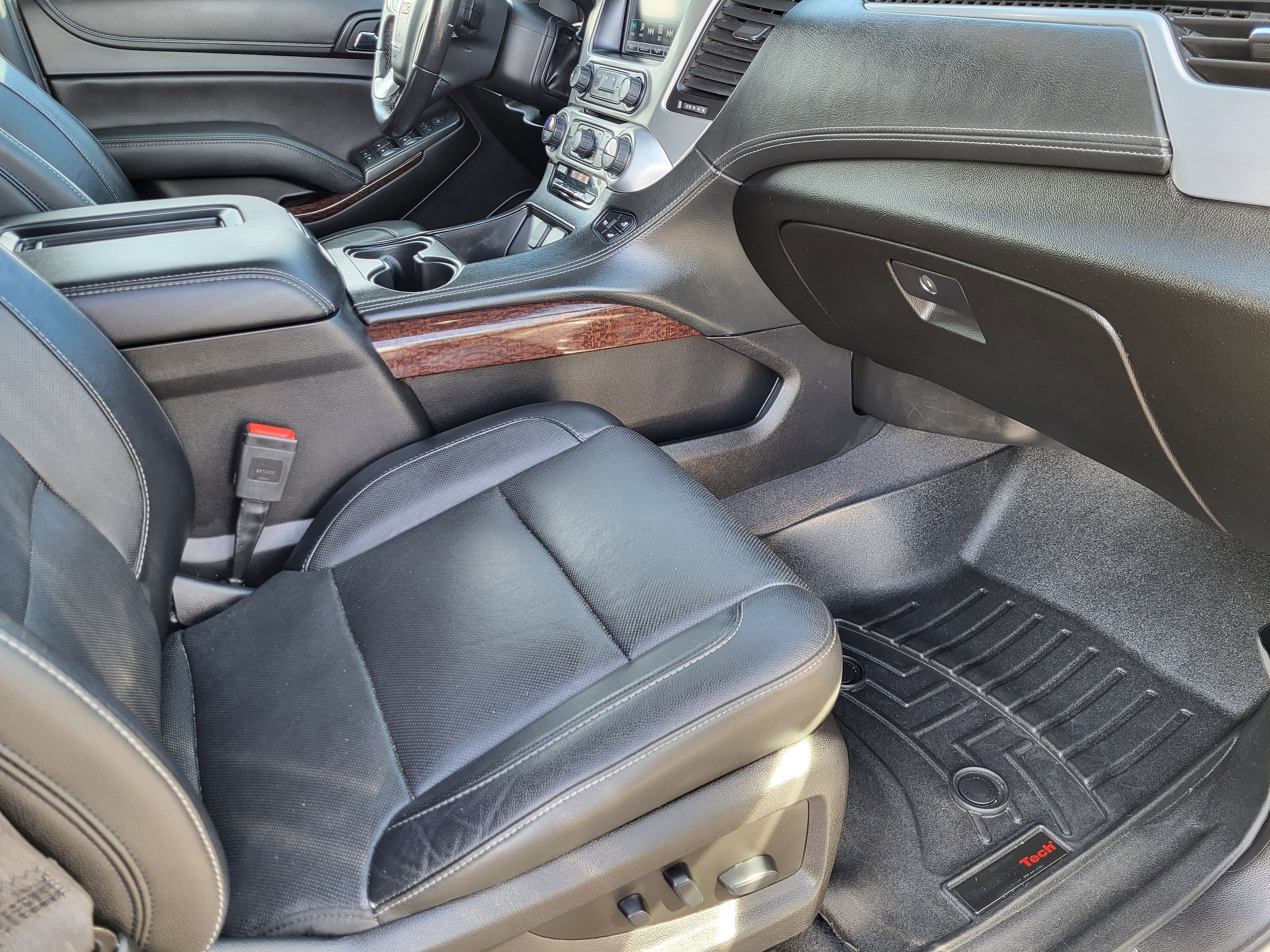 Used 2019 GMC Yukon XL SLT image 17