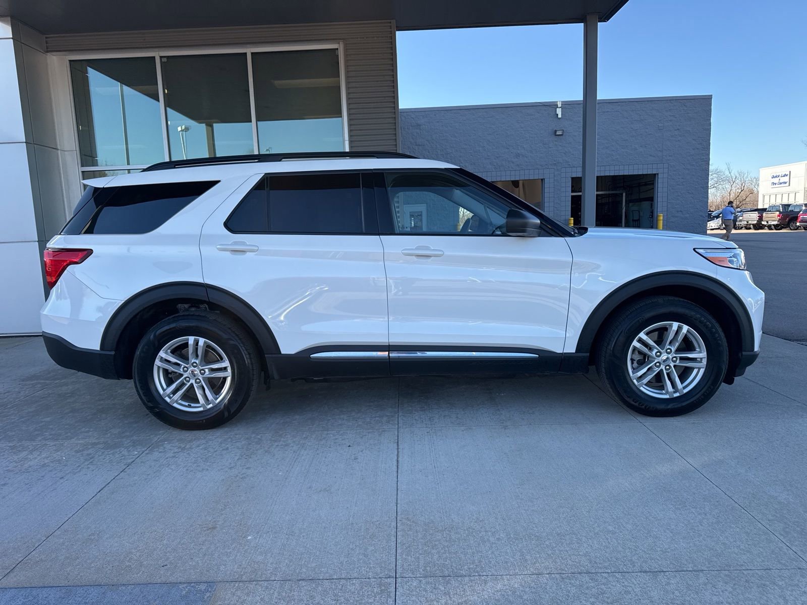 Certified 2023 Ford Explorer XLT w/ Equipment Group 202A image 9