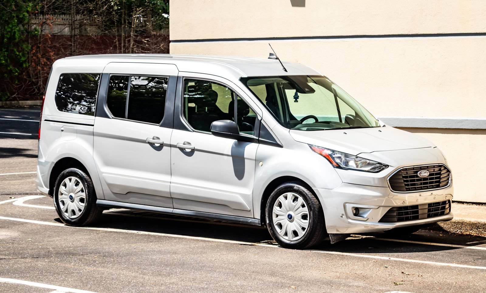 Used 2021 Ford Transit Connect XLT FWD image 10