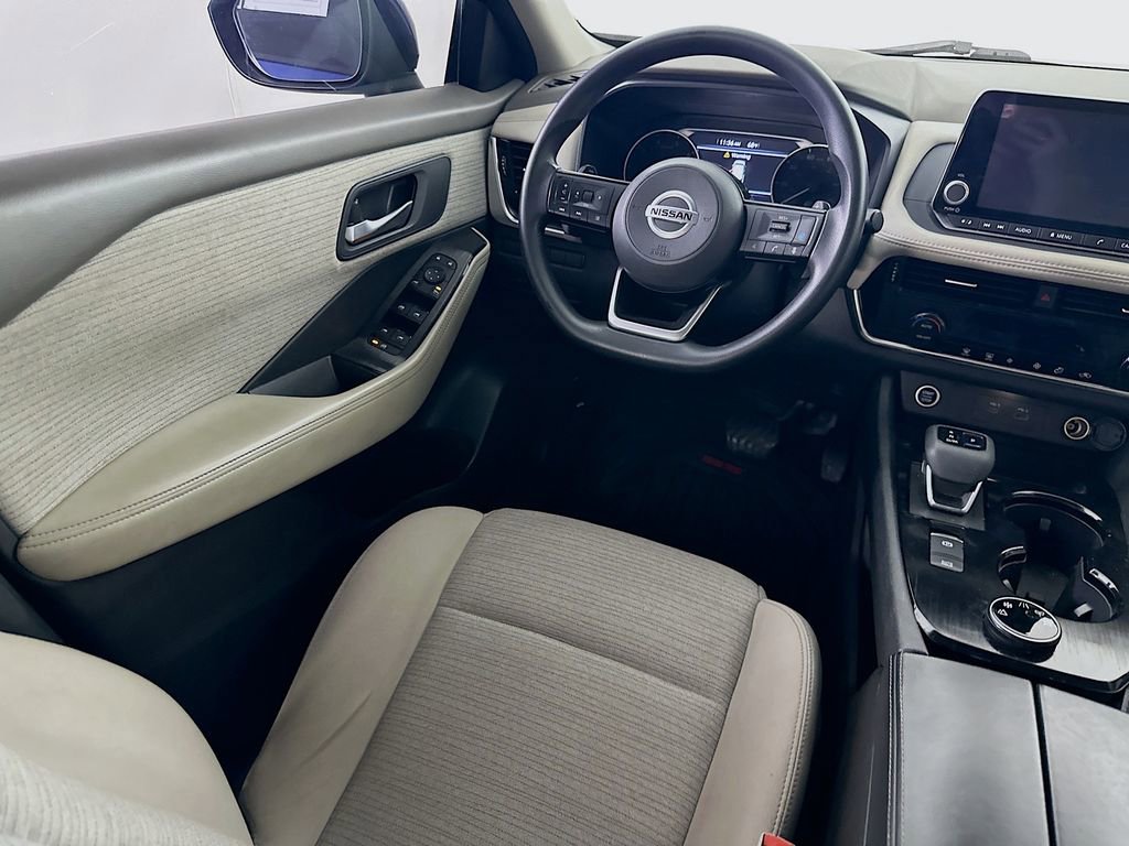 Used 2021 Nissan Rogue SV AWD/4WD image 17