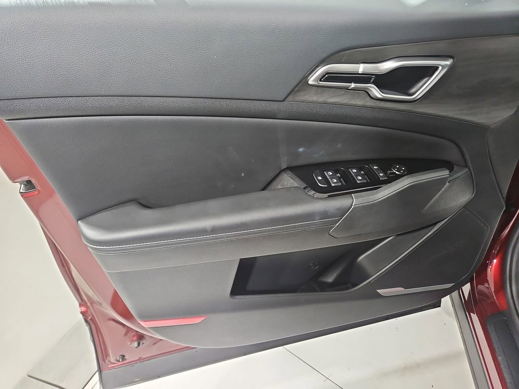 Used 2024 Kia Sportage X-Line w/ X-Line Premium Package image 11