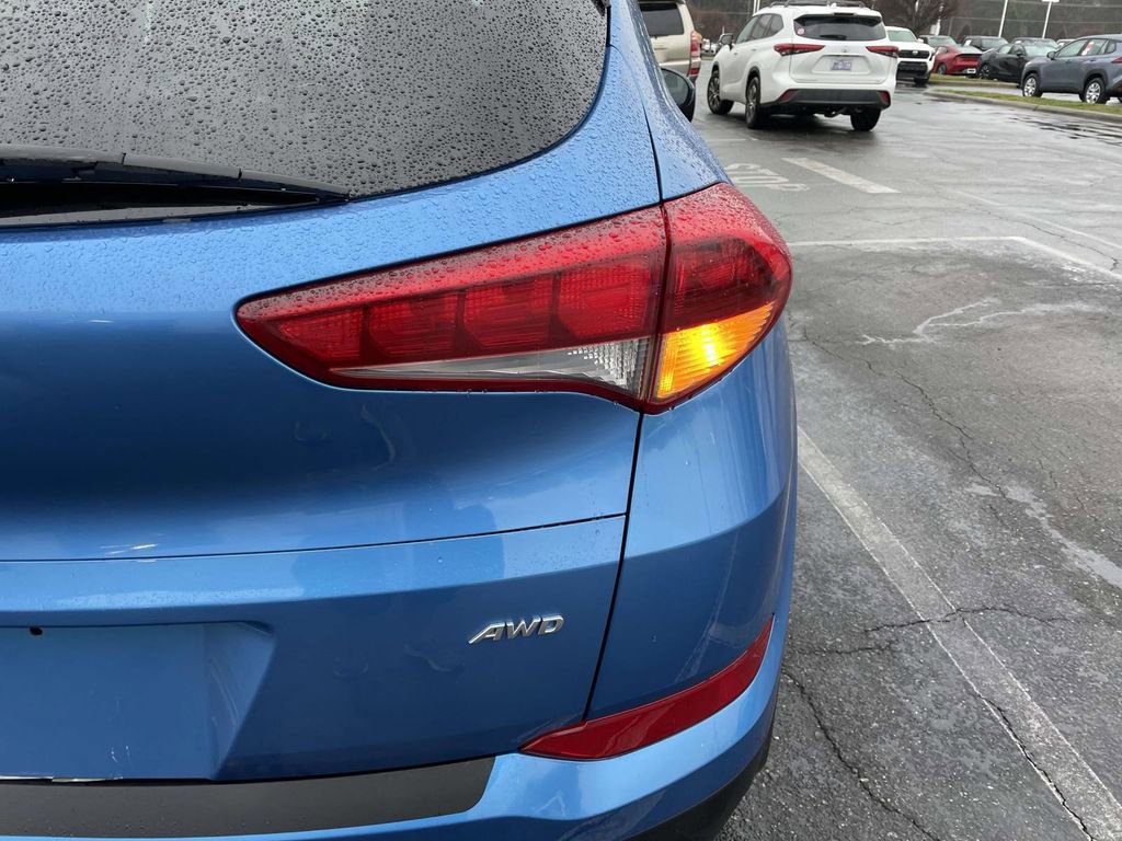 Used 2018 Hyundai Tucson SE image 16