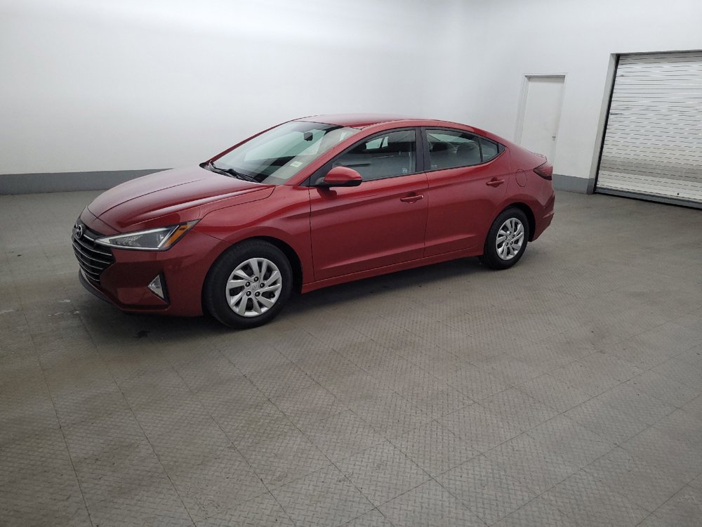 Used 2019 Hyundai Elantra SE FWD image 2