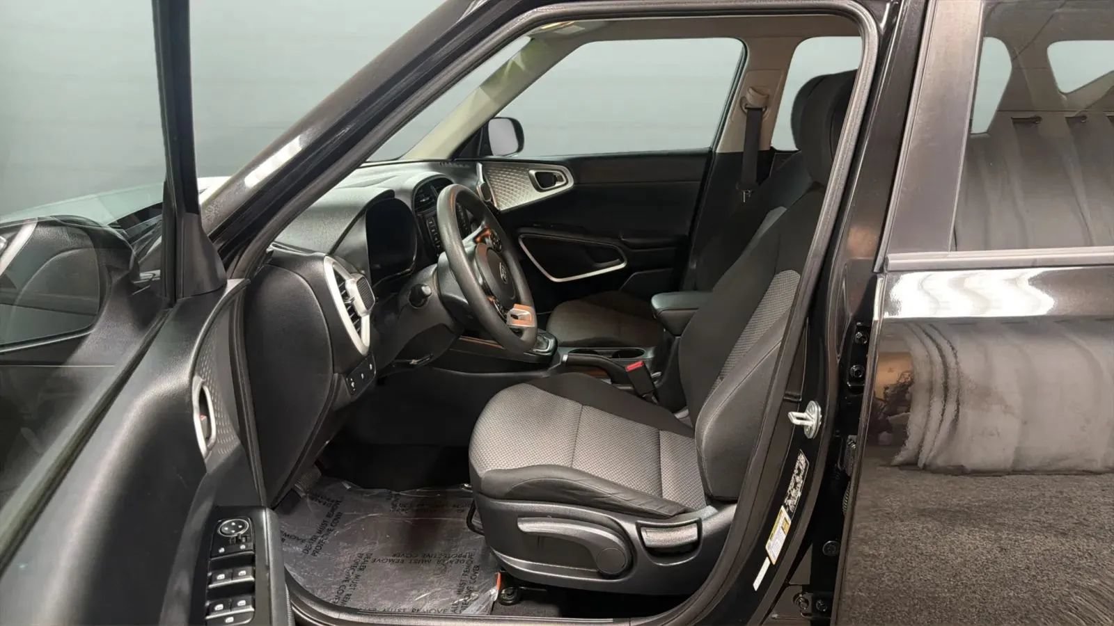 Used 2021 Kia Soul LX FWD image 20