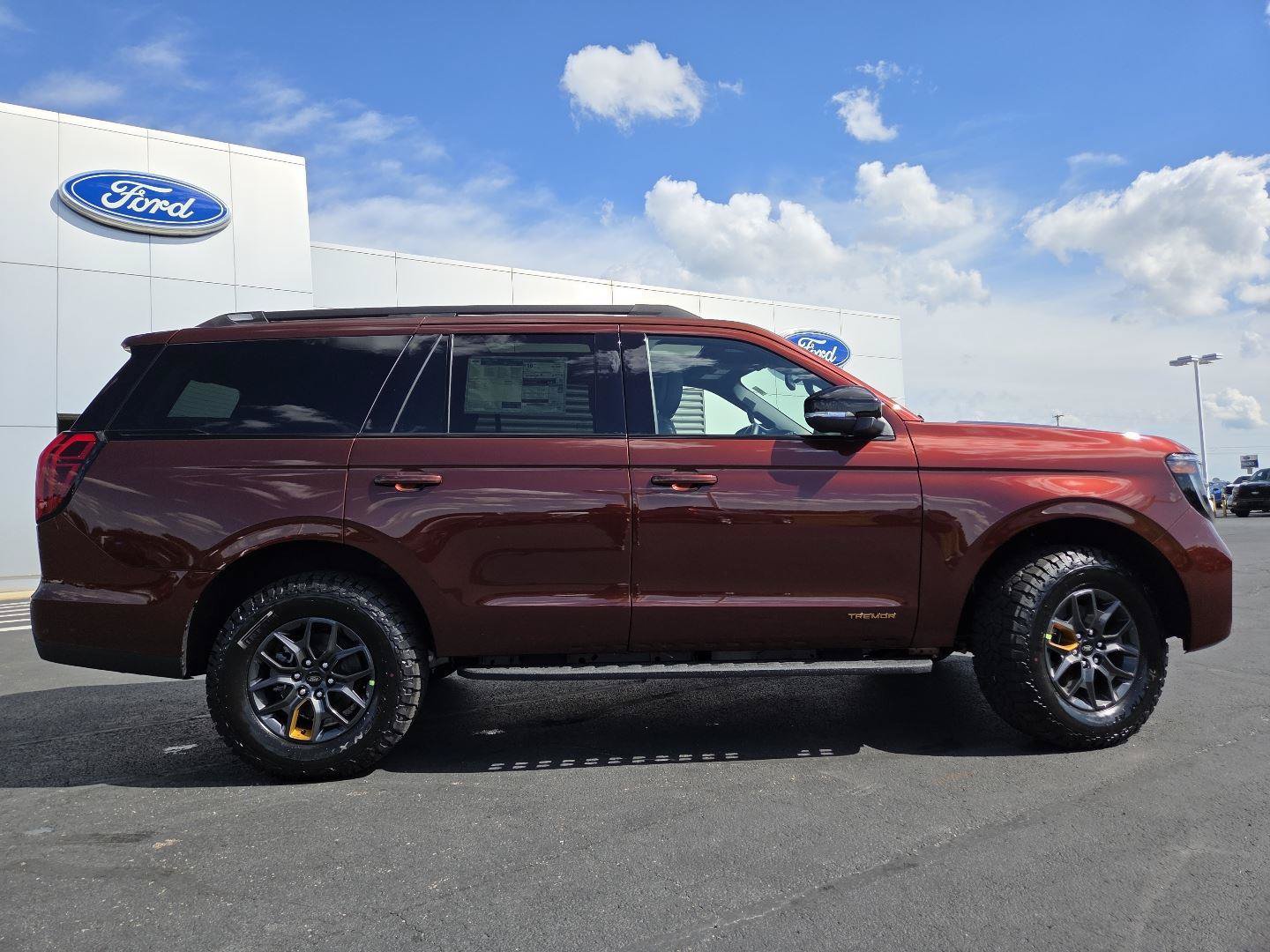 New 2027 Ford Expedition Tremor w/ Driver's Package AWD/4WD image 21