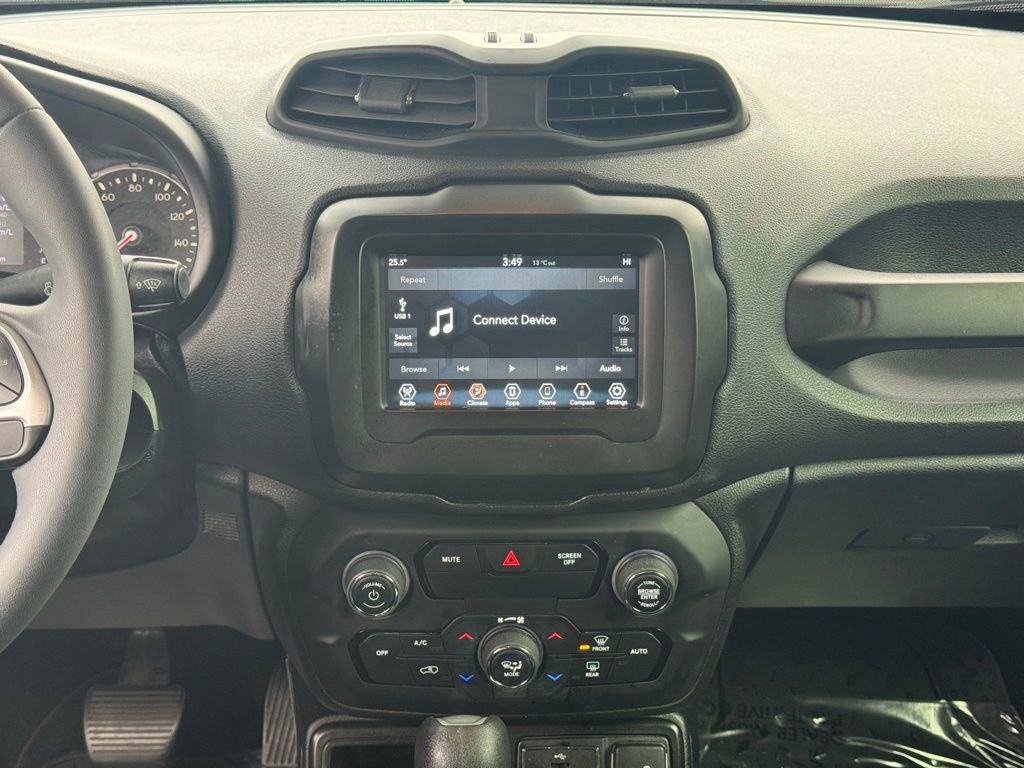 Used 2019 Jeep Renegade Latitude image 16