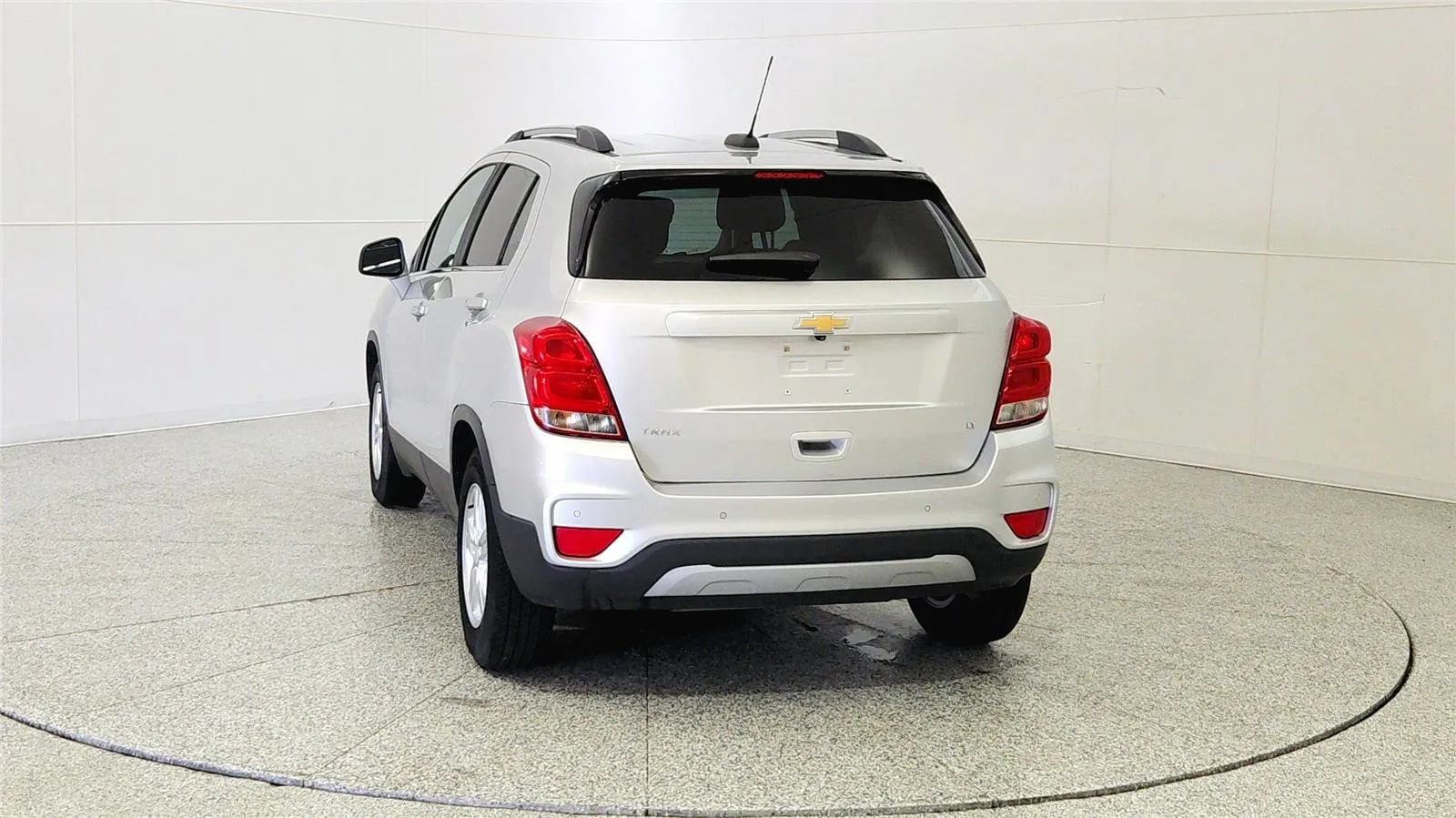 Used 2019 Chevrolet Trax LT w/ Driver Confidence Package FWD image 6