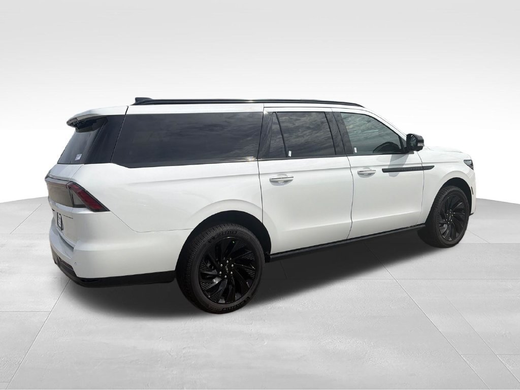 New 2027 Lincoln Navigator L Reserve w/ Jet Appearance Package AWD/4WD image 5