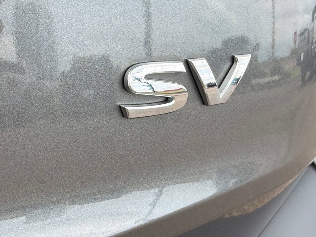 Used 2023 Nissan Rogue SV w/ SV Premium B Package FWD image 18