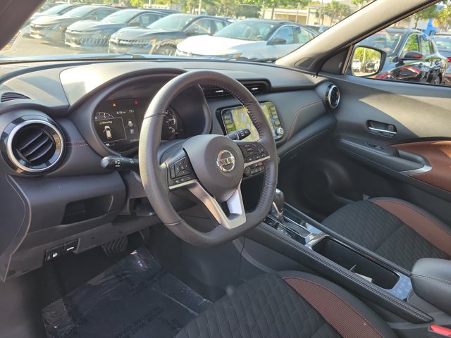 Used 2021 Nissan Kicks SR FWD image 17