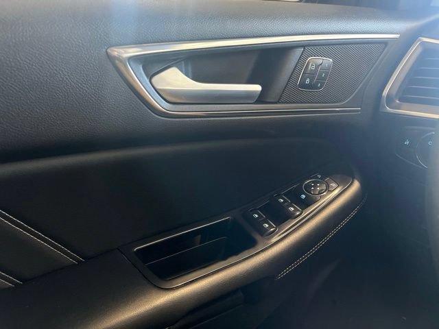 Used 2016 Ford Edge Sport w/ Equipment Group 401A AWD/4WD image 14
