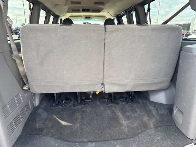 Used 2015 Chevrolet Express 2500 LT w/ LT Preferred Equipment Group RWD image 26