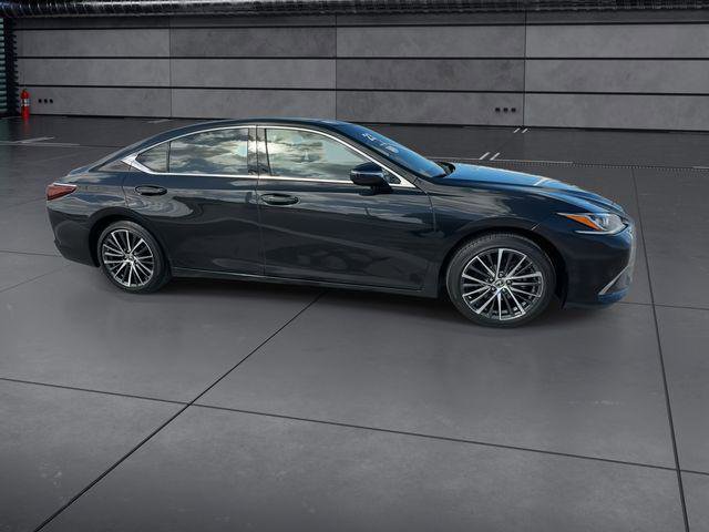 Certified 2023 Lexus ES 350 w/ Premium Package FWD image 2