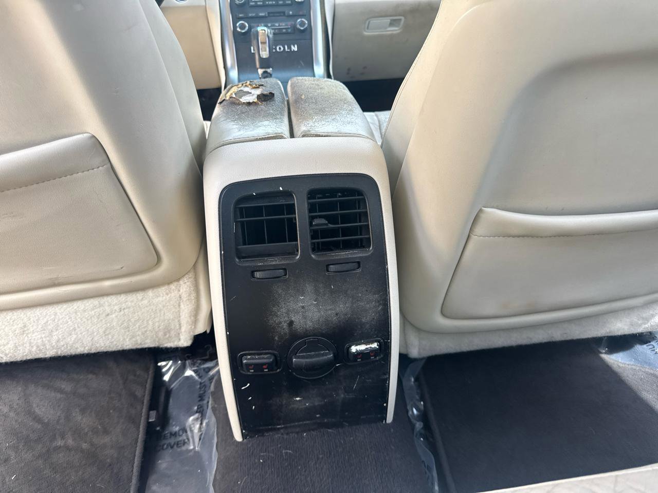 Used 2009 Lincoln MKS FWD image 10