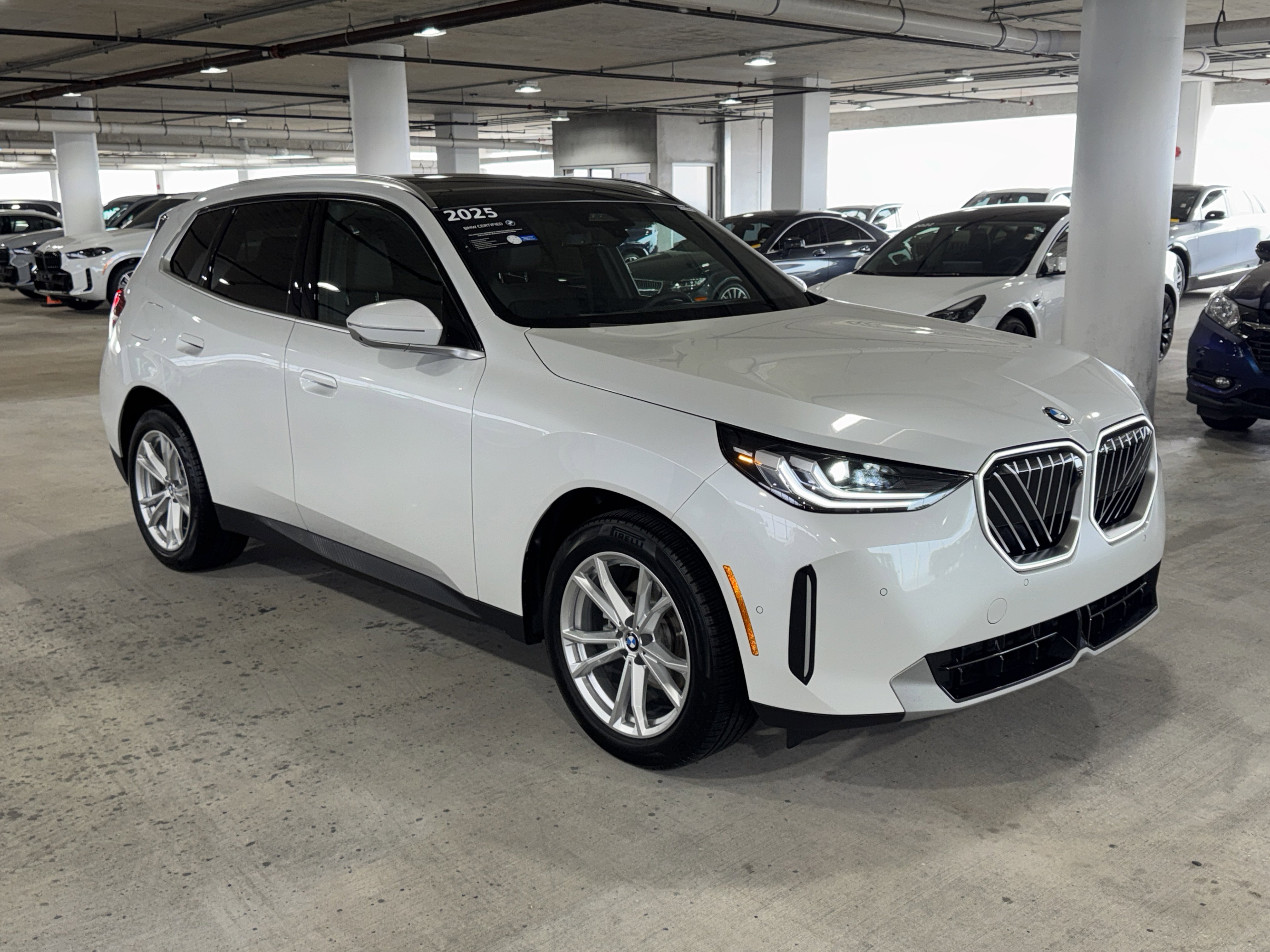 Used 2025 BMW X3 xDrive30i AWD/4WD image 2