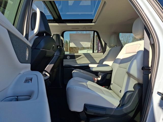 New 2026 Lincoln Navigator L Reserve w/ Jet Appearance Package image 5