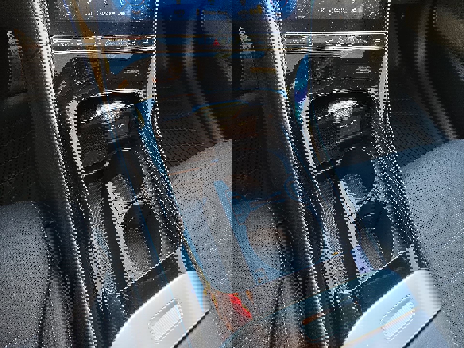 New 2025 Mercedes-Benz C 300 Sedan image 22